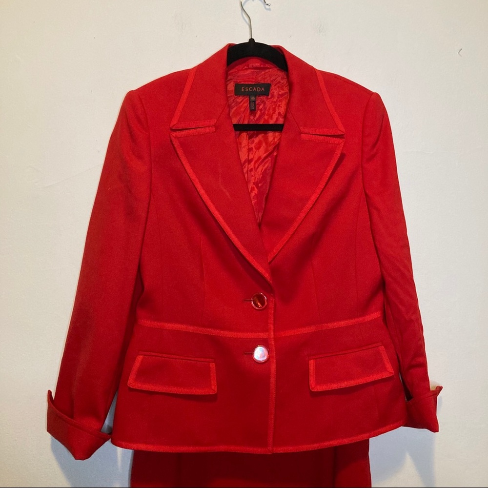 Escada Red Blazer Midi Skirt Suit Set 6 - Picture 4 of 6